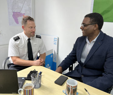 Darren Henry MP discusses issues with the Neighbourhood Police Inspector