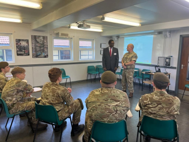 Darren Henry MP Meeting the Nottinghamshire Army Cadet Force