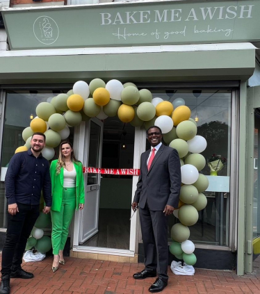 Darren Henry MP Opens 'Bake Me a Wish' 